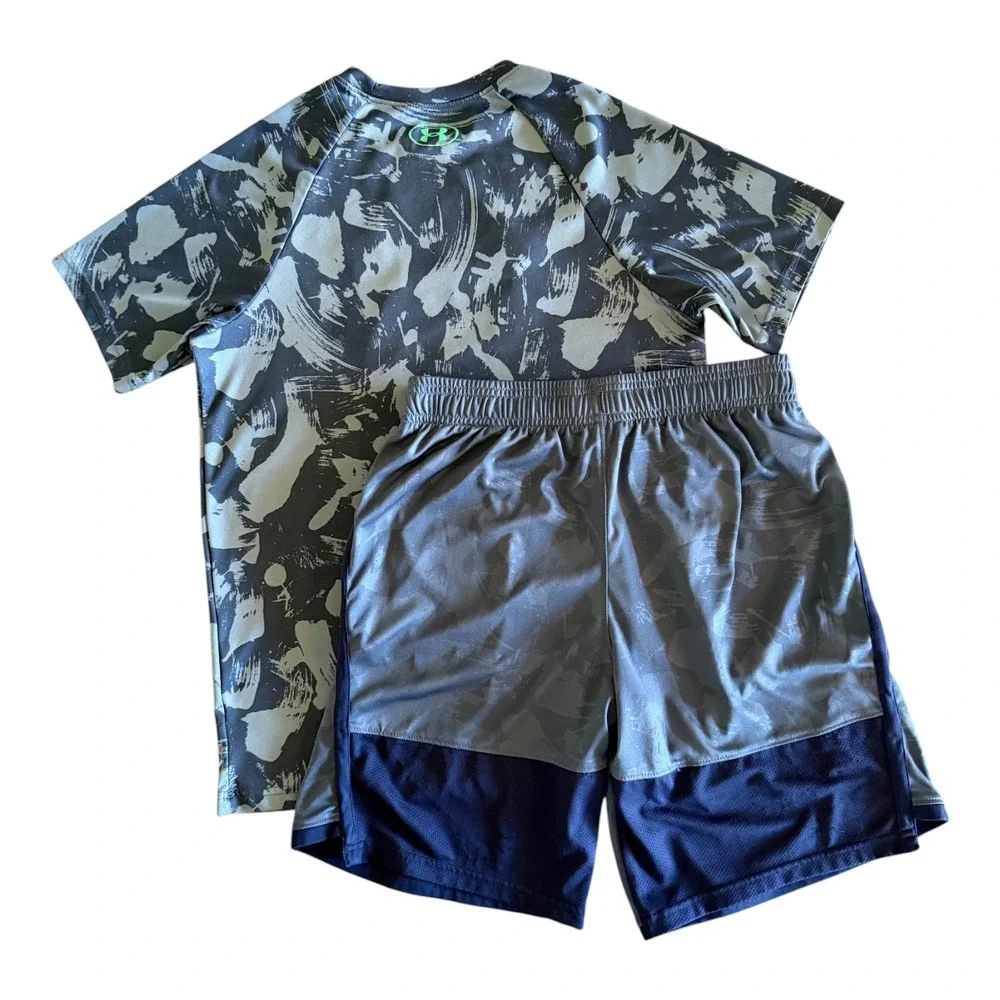 Under Armour Boys Gray Camo Green Athletic Shirt Shorts Set - Youth Large